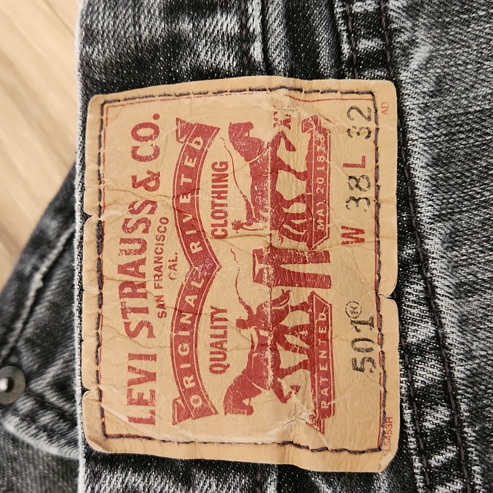 Levi's 501 Button Fly Black Denim Jeans waist 38 length 32 - Picture 3 of 7